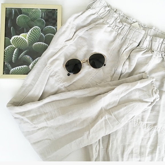 H&M Pants - KHAKI HIGH WAISTED SKINNY PANTS